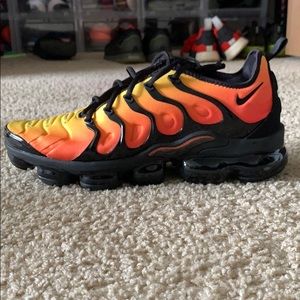 Vapor max plus